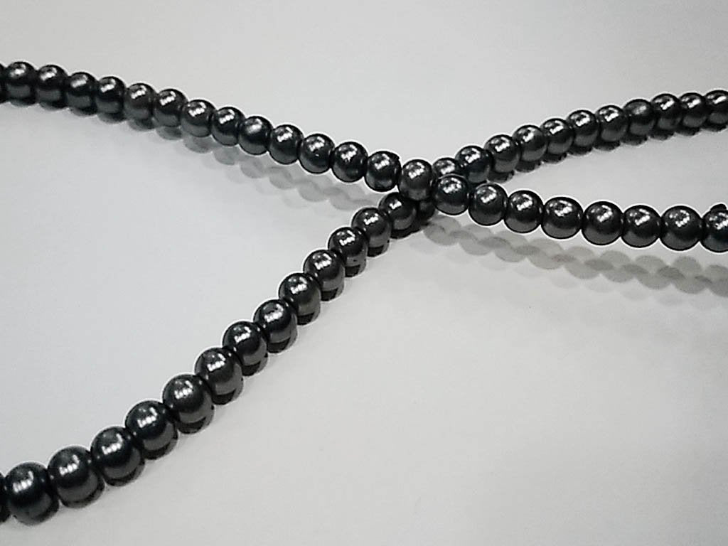 mercury-gray-opaque-spherical-pressed-glass-beads-4-mm