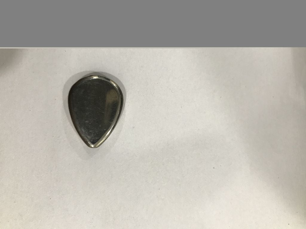 metallic-silver-drop-shaped-glass-beads