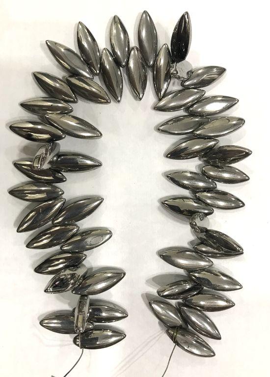 metallic-silver-eye-shaped-glass-beads