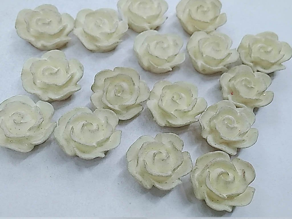 milky-white-flower-plastic-stones-with-hole-15-mm