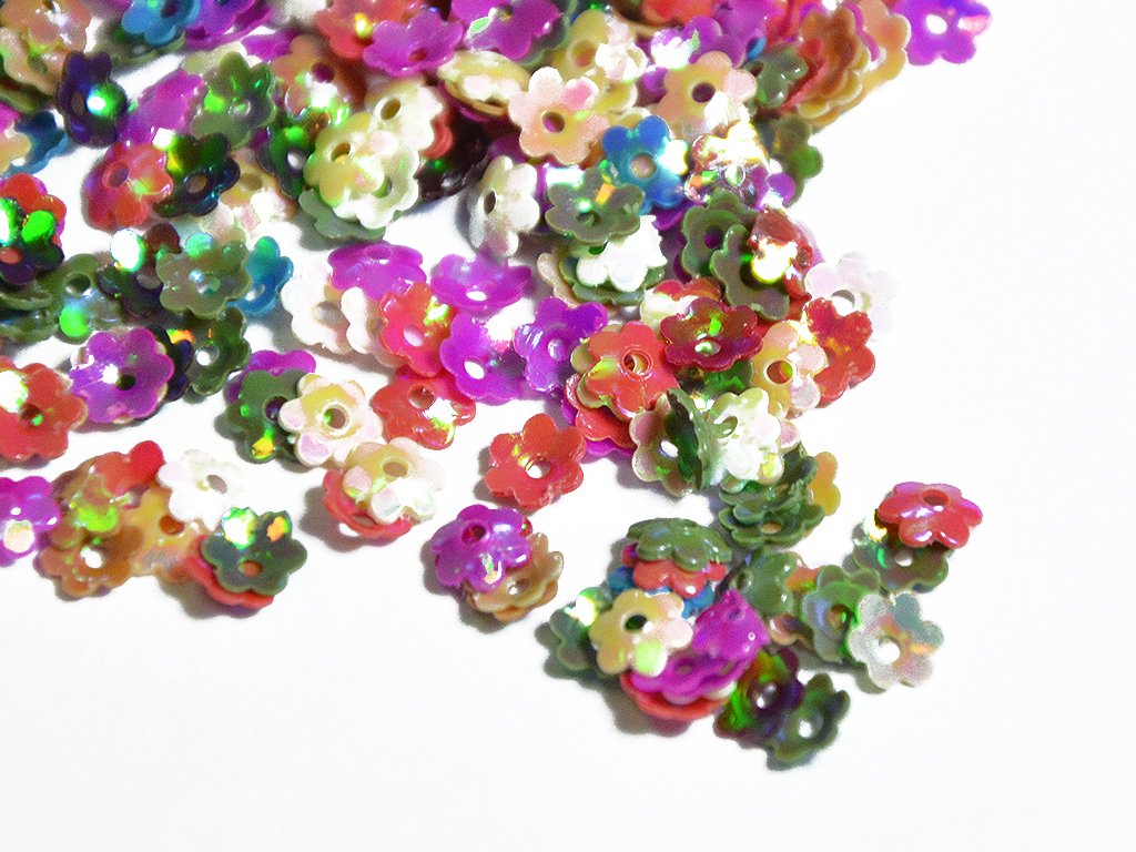 multicolour-flower-plastic-sequins