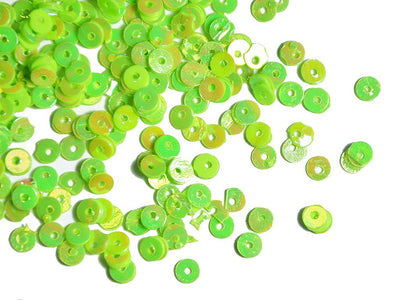 neon-green-lustre-circular-plastic-sequins