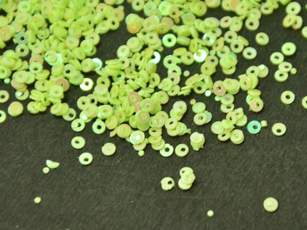 neon-yellow-opaque-circular-plastic-sequins