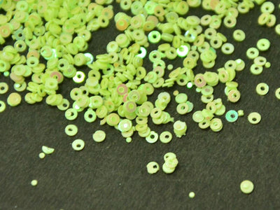 neon-yellow-opaque-circular-plastic-sequins