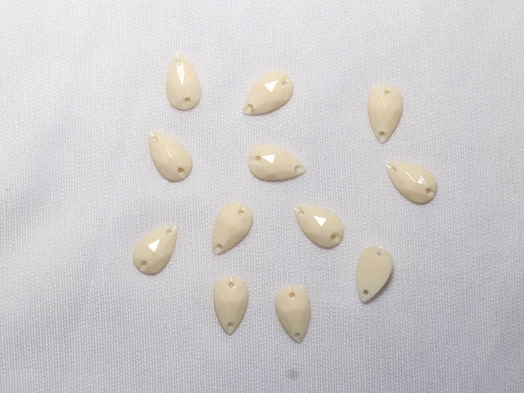 off-white-2-hole-dyeable-drop-plastic-stones-7x12-mm