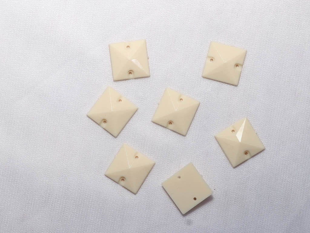 off-white-2-hole-dyeable-square-plastic-stones-16x16-mm