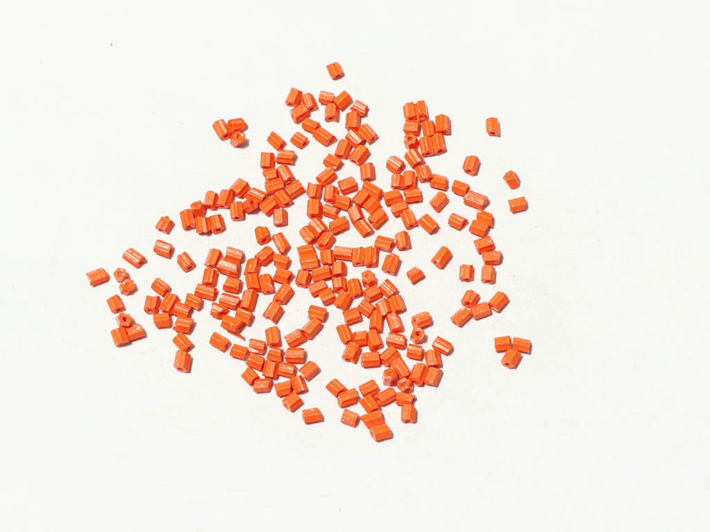 opaque-orange-2-cut-seed-beads-3-5-mm