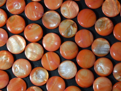 orange-flat-circular-designer-glass-shell-beads-20-mm