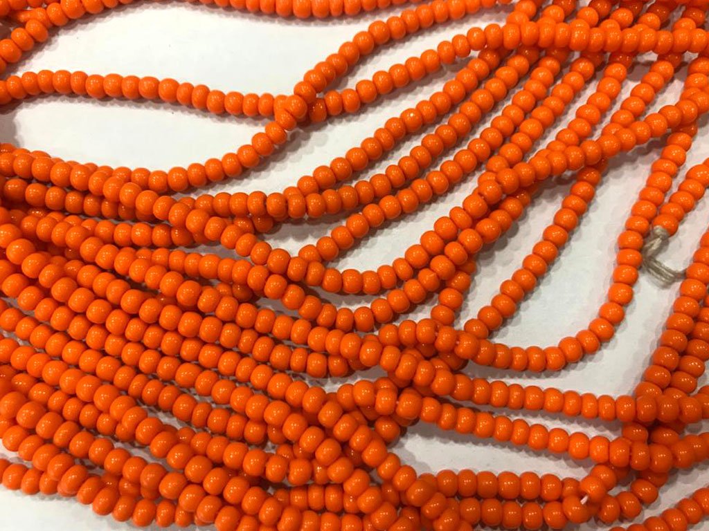 orange-opaque-spherical-glass-seed-beads-3-mm-1