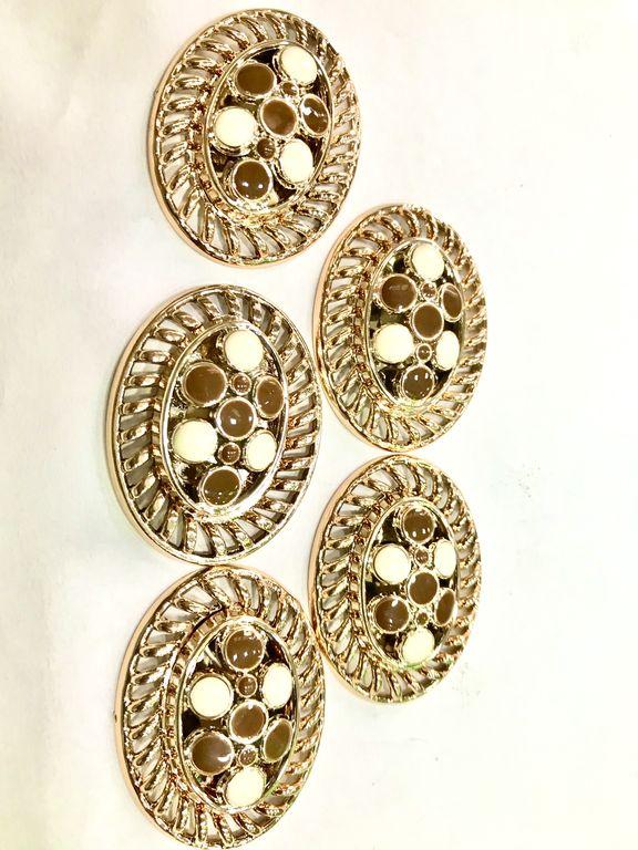oval-plastic-stone-with-enamel-2