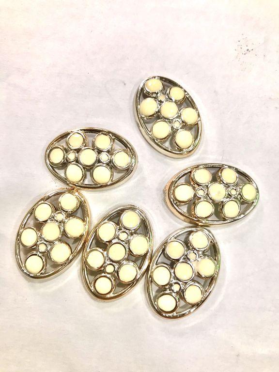oval-plastic-stone-with-enamel-1