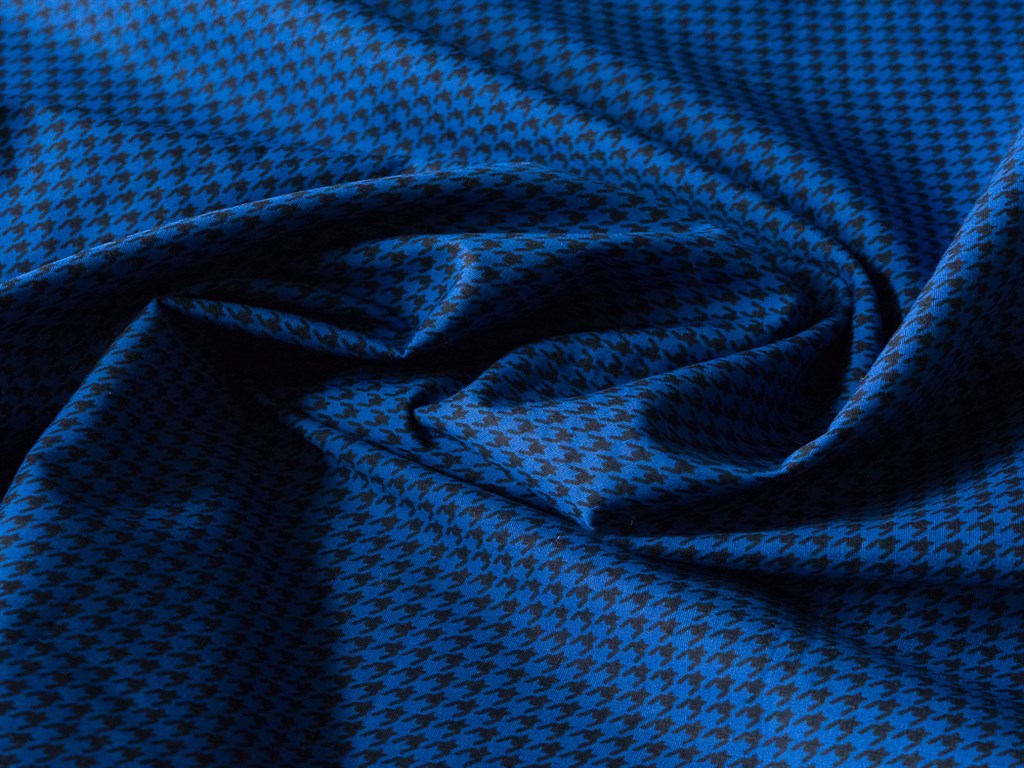 blue-houndstooth-cotton-poplin-screen-printed-fabric-se-p-90