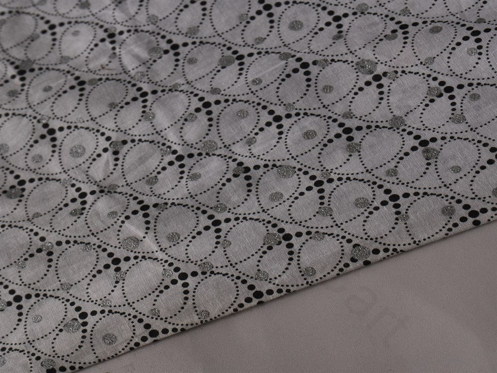 white-black-geometric-cotton-printed-fabric-se-p-91