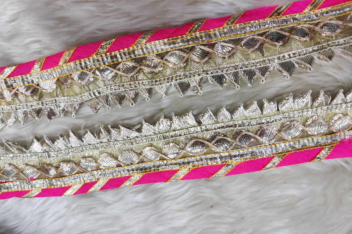 pink-gota-lehriya-work-lace