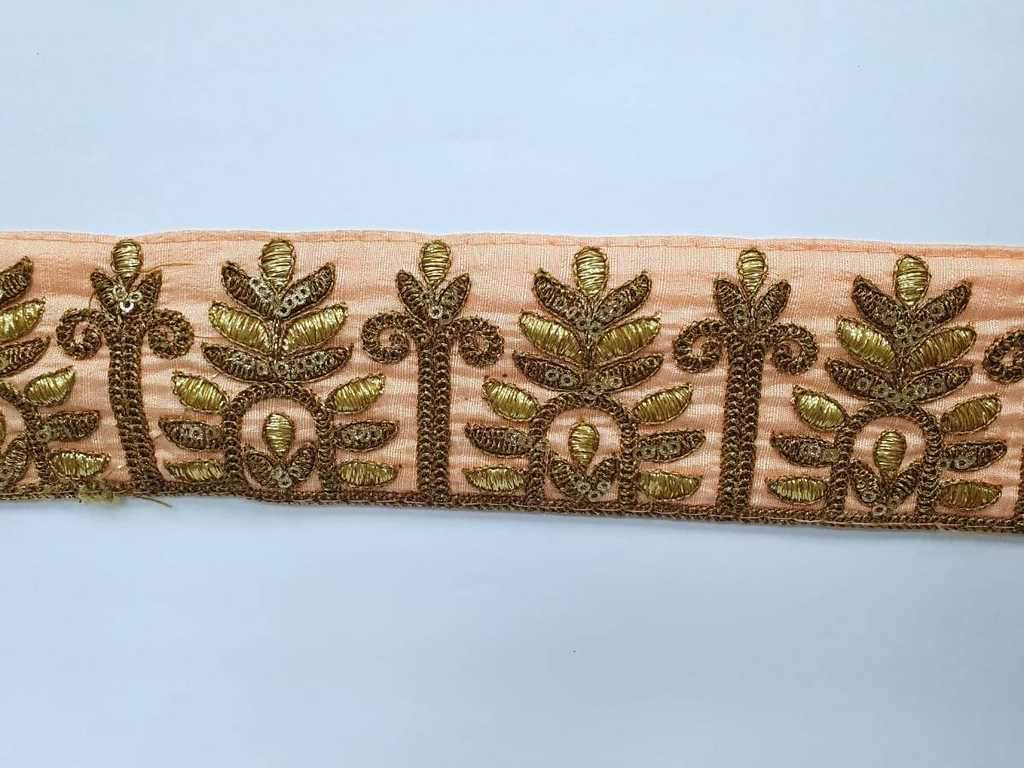paech-banarasi-embroidered-border