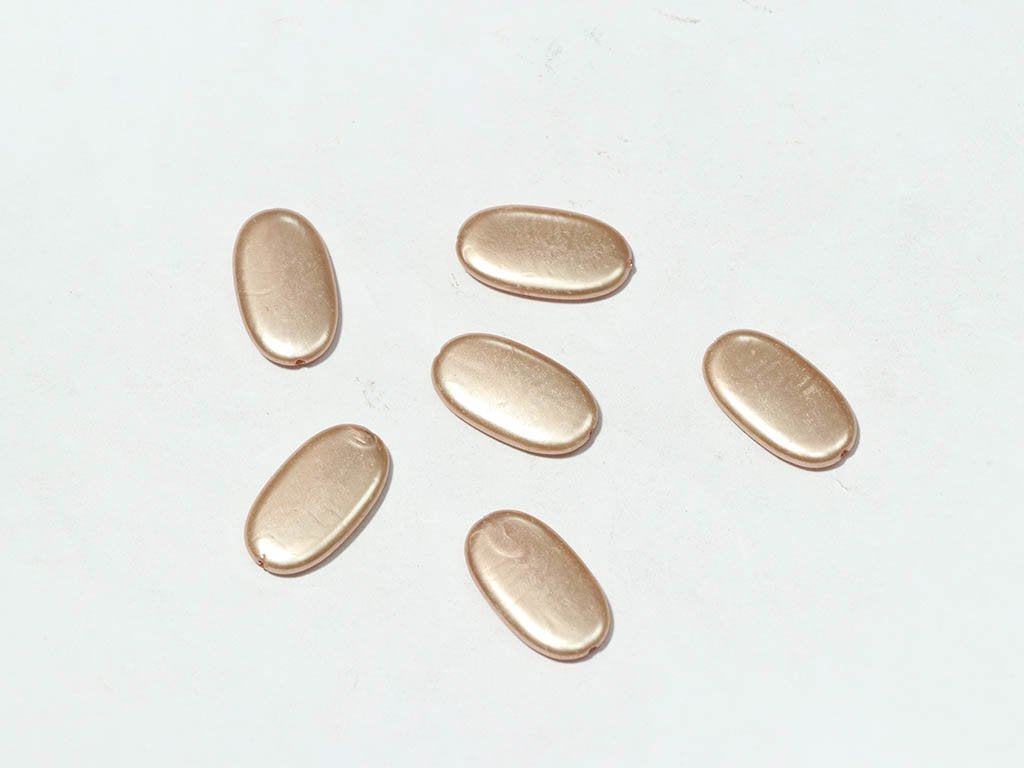 pale-pink-designer-oval-plastic-beads-30x18-mm