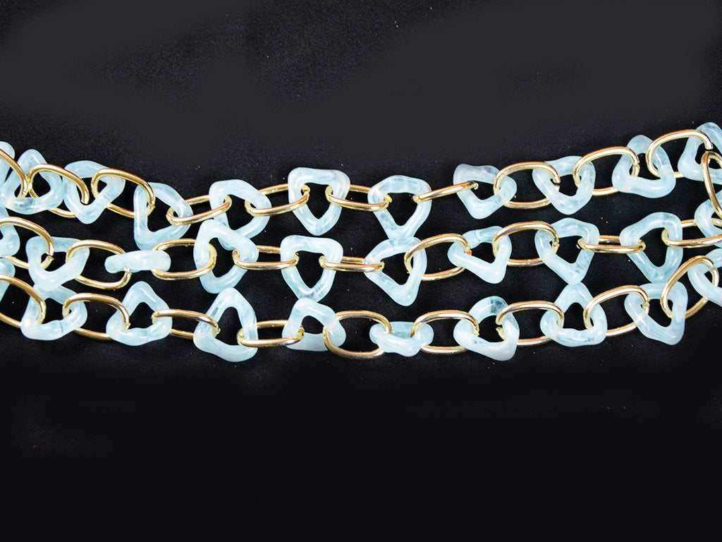 pastel-blue-white-triangular-acrylic-chains