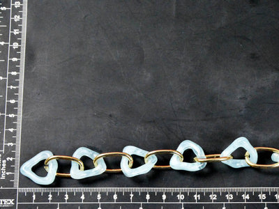 pastel-blue-white-triangular-acrylic-chains