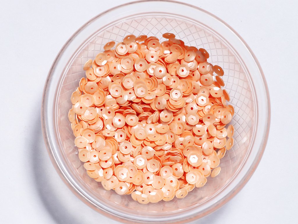 pastel-orange-centre-hole-flat-circular-plastic-sequins-5-mm