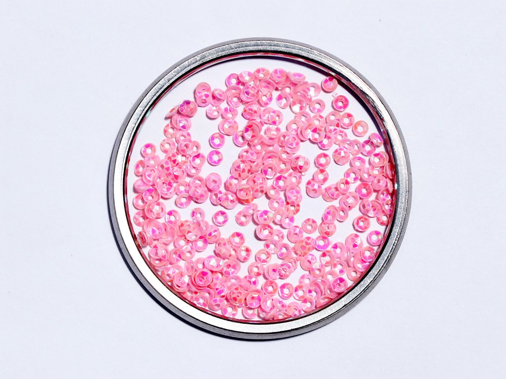 pastel-pink-centre-hole-bowl-plastic-sequin-4-mm