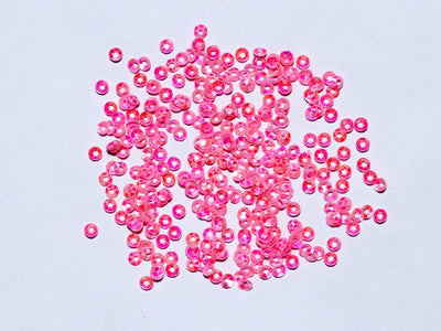 pastel-pink-centre-hole-bowl-plastic-sequin-4-mm