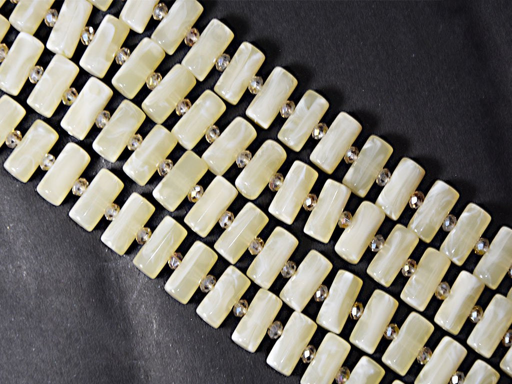 pastel-yellow-cylindrical-resin-beads