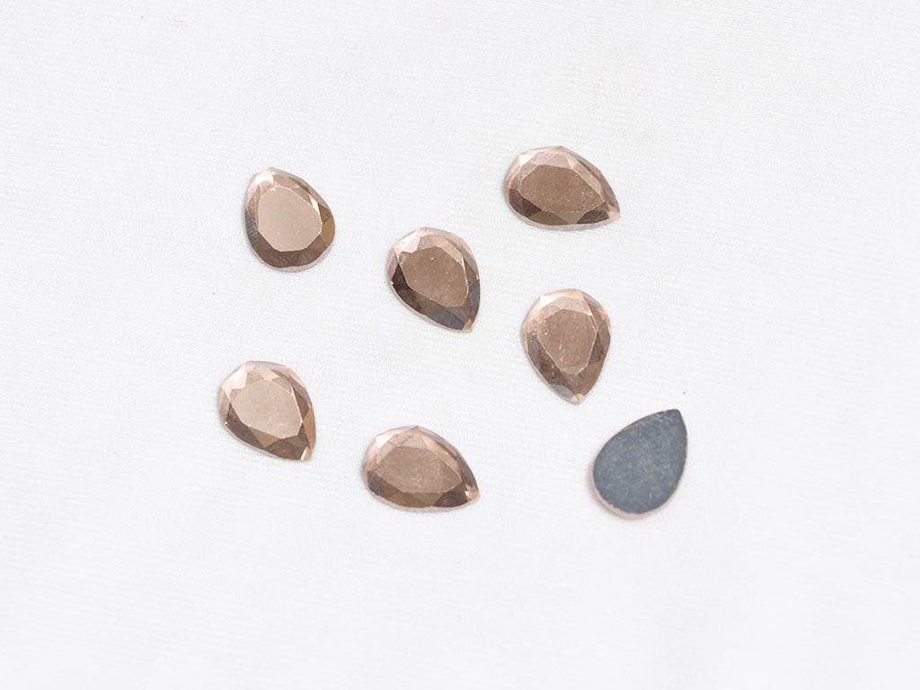 peach-golden-flat-drop-glass-stones-18x13-mm
