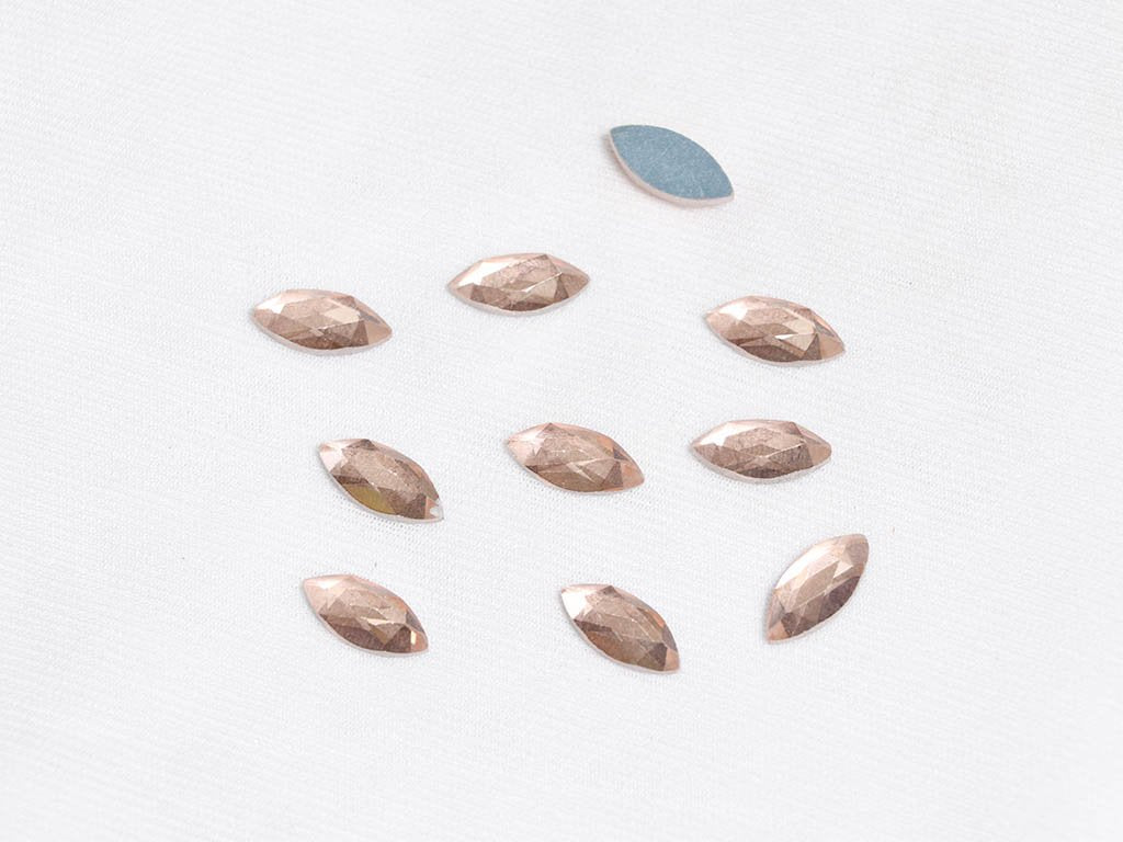 peach-golden-flat-eye-glass-stones-15x7-mm