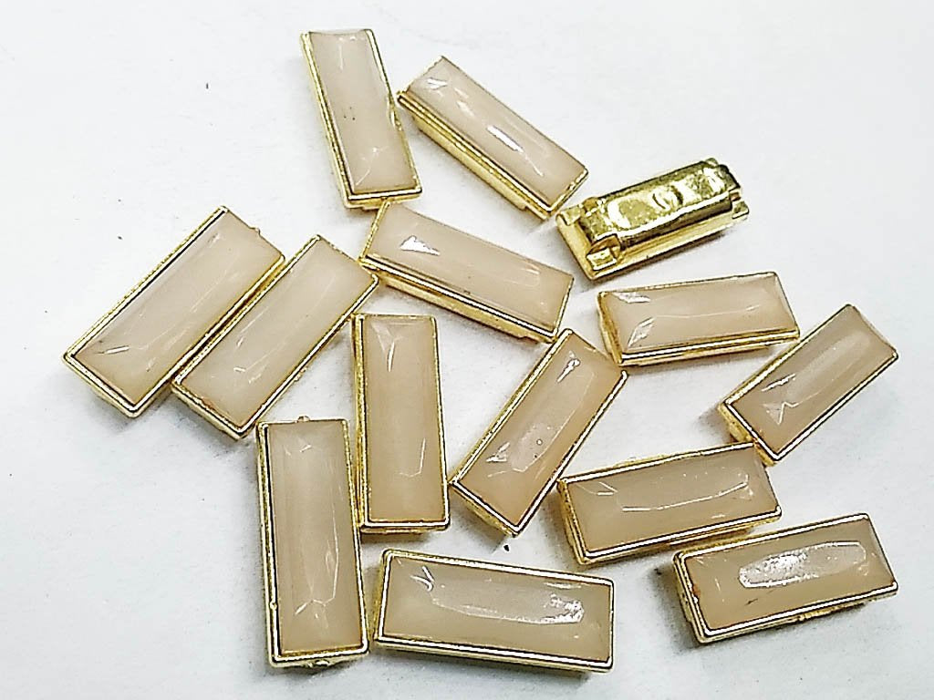 peach-opal-rectangular-plastic-stones-with-catcher-8x24-mm