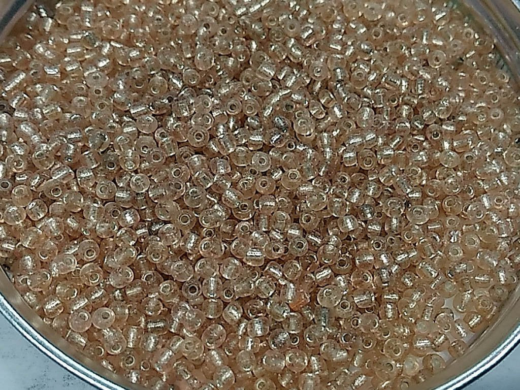peach-pink-transparent-round-rocaille-glass-seed-beads