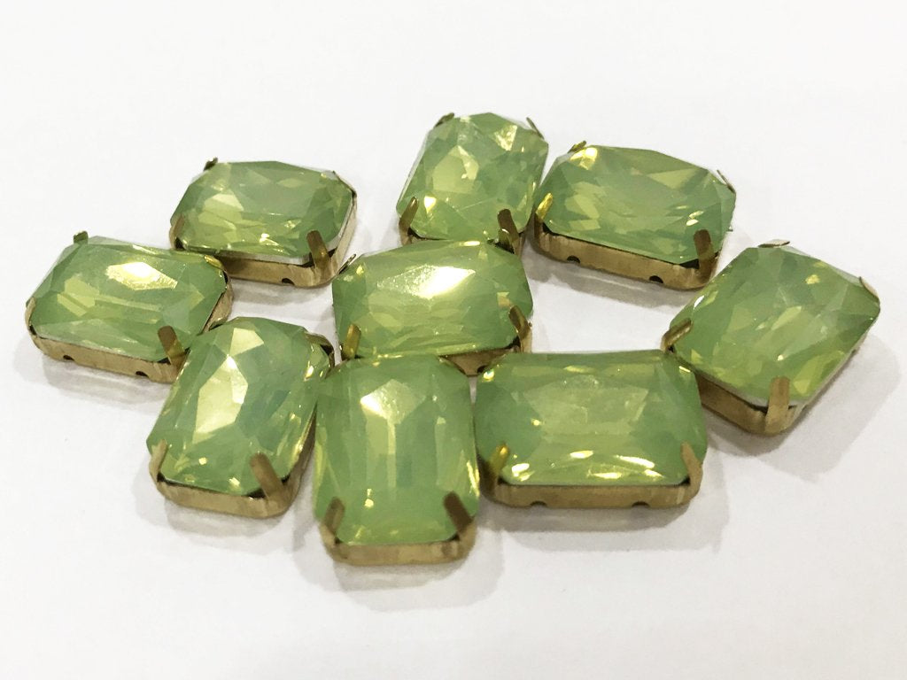 peridot-green-opal-rectangular-resin-stones-with-catcher-18x13-mm