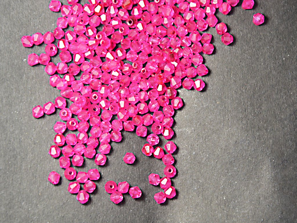 pink-bicone-crystal-beads
