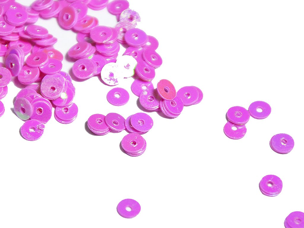 pink-circular-plastic-sequins