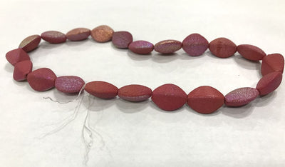 pink-rainbow-kite-shaped-plastic-beads