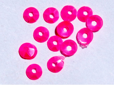 pink-transparent-centre-hole-bowl-plastic-sequins-5-mm