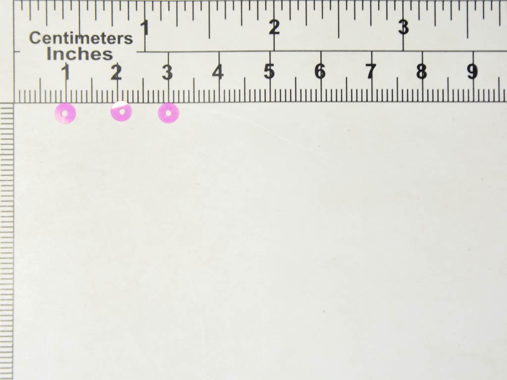 pink-transparent-centre-hole-circular-plastic-sequins-4-mm