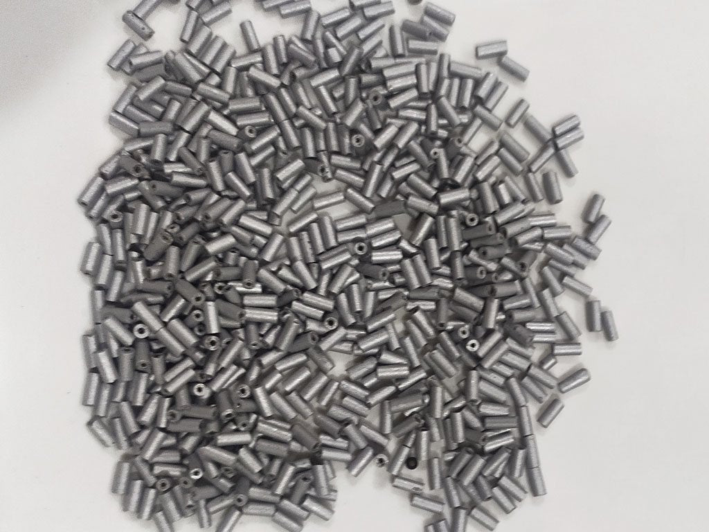 dull-silver-bugle-pipe-seed-beads