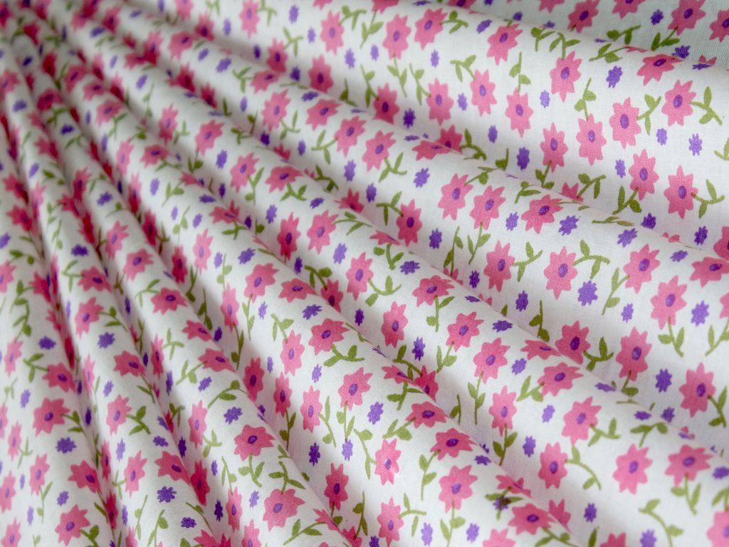 pure-cotton-printed-running-fabric-material-1