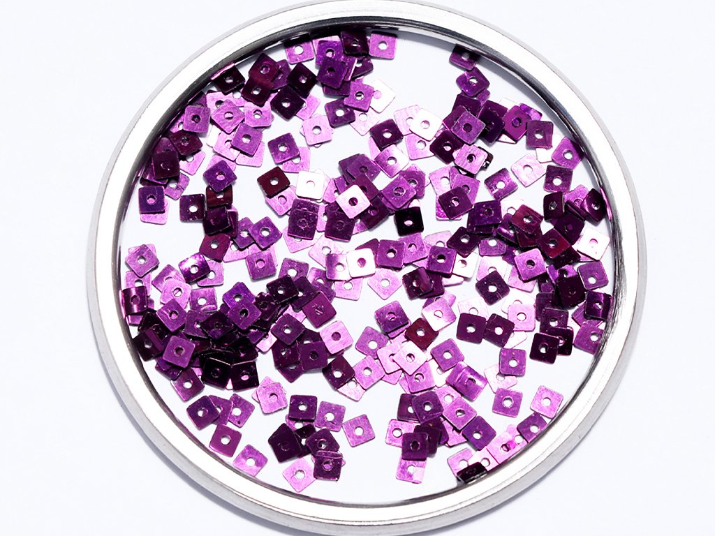 purple-centre-hole-square-plastic-sequins-4-mm