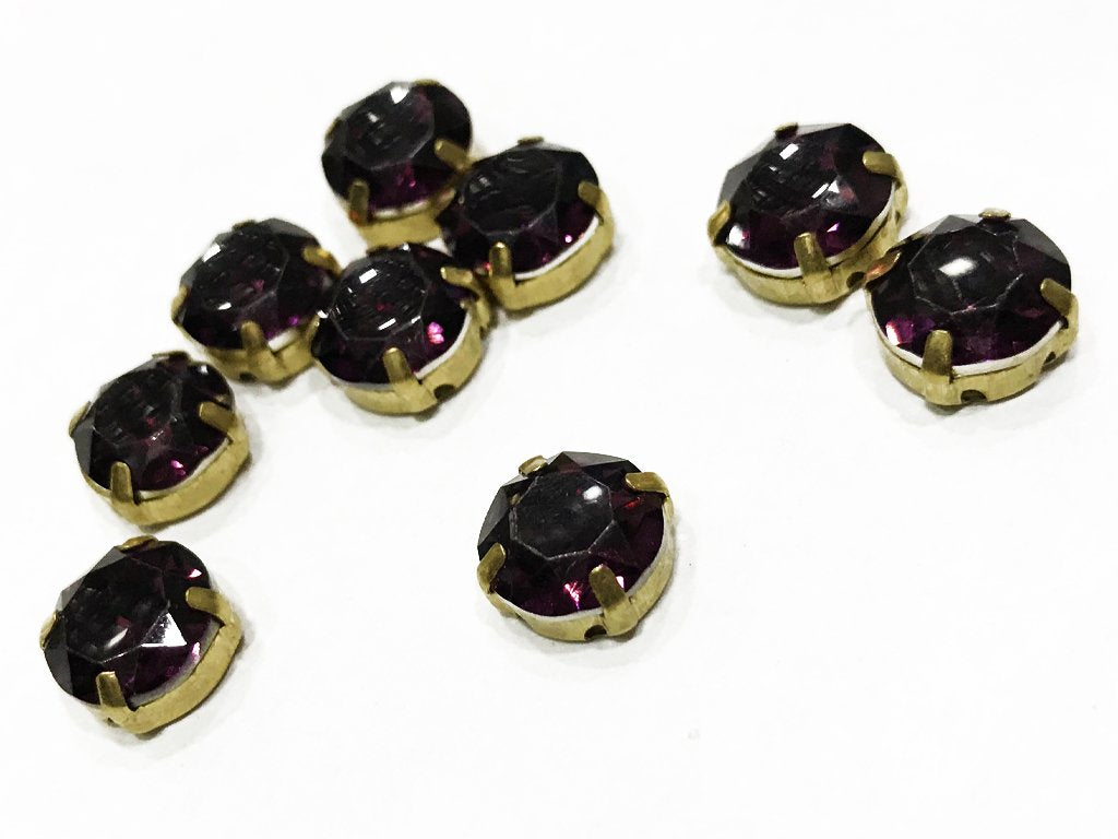 purple-circular-resin-stones-with-catcher-10-mm
