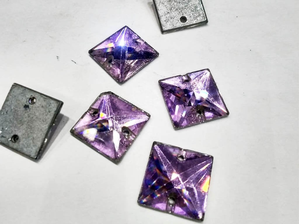 purple-square-2-hole-glass-stones-22x22-mm