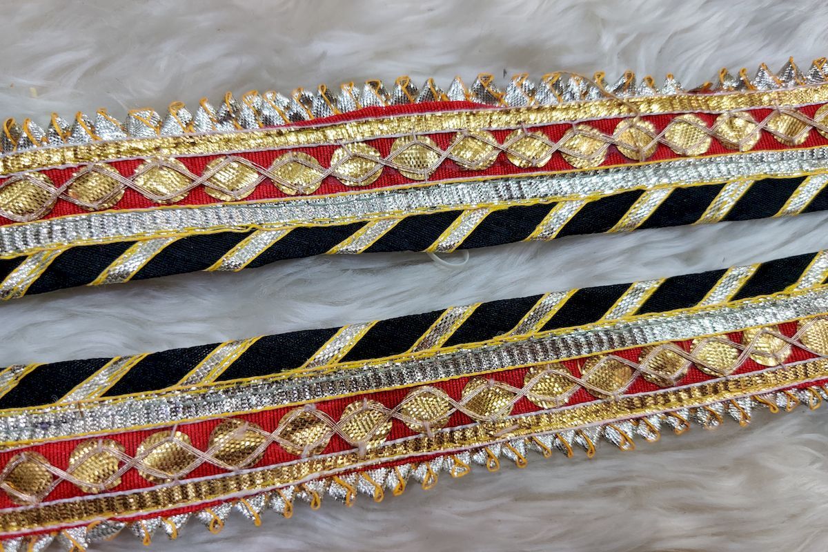 red-and-black-gota-lehriya-work-lace