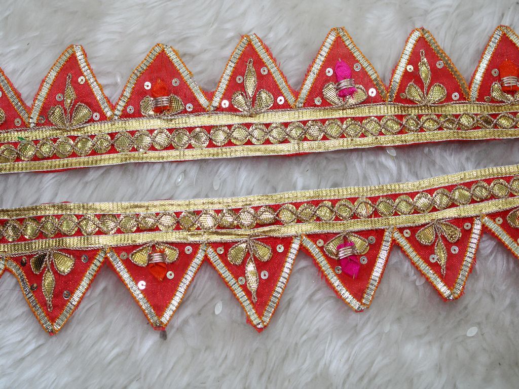 red-triangle-gota-lampi
