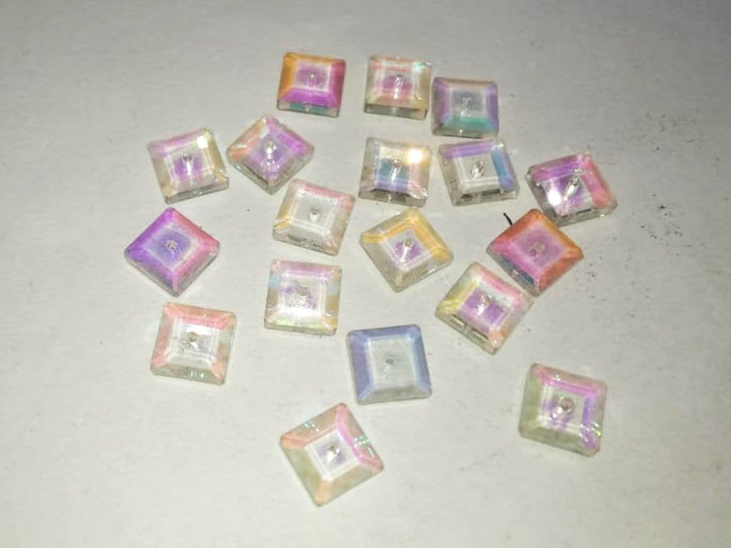 rainbow-transparent-square-1-hole-glass-stones-10x10-mm