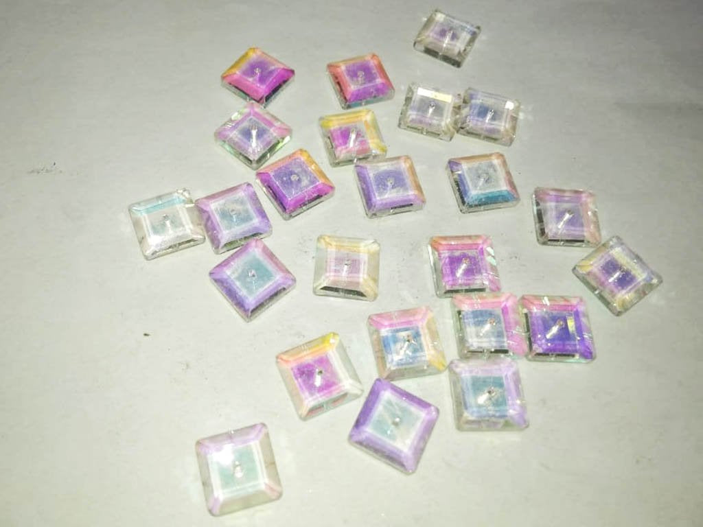 rainbow-transparent-square-1-hole-glass-stones-6x6-mm
