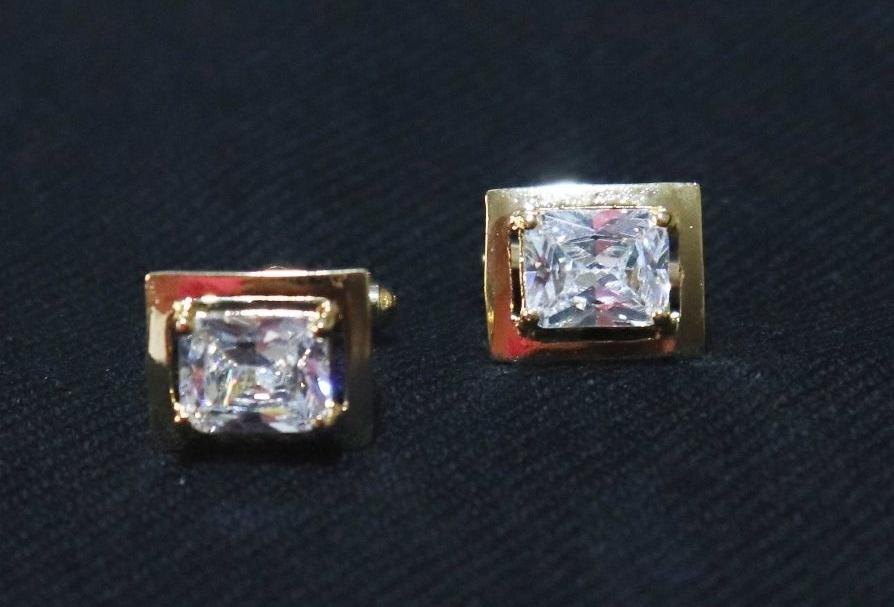 rectangle-large-crystal-golden-metallic-cufflinks