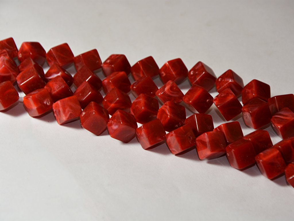 red-cubical-resin-beads
