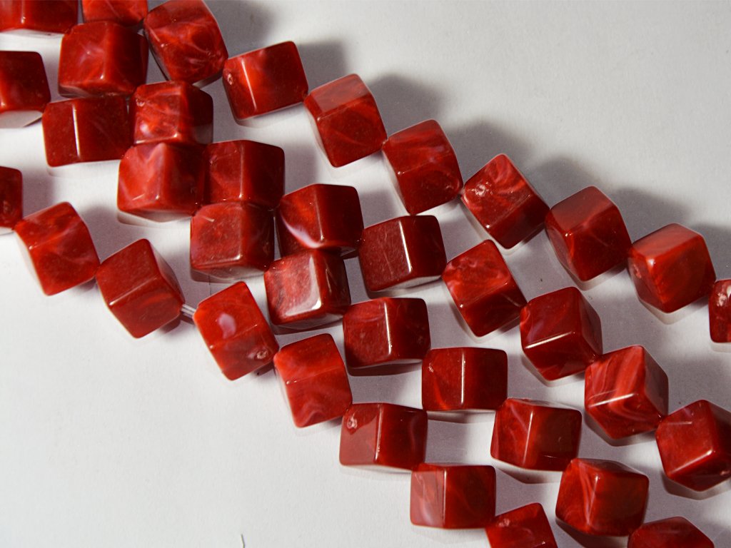 red-cubical-resin-beads