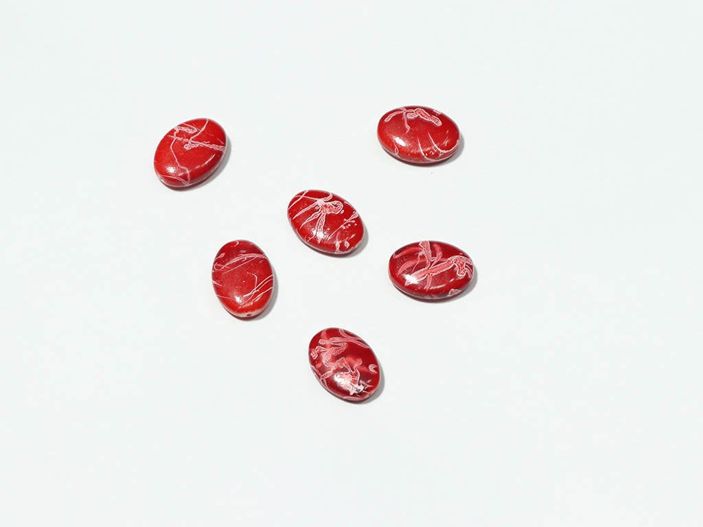 red-designer-oval-plastic-beads-25x18-mm