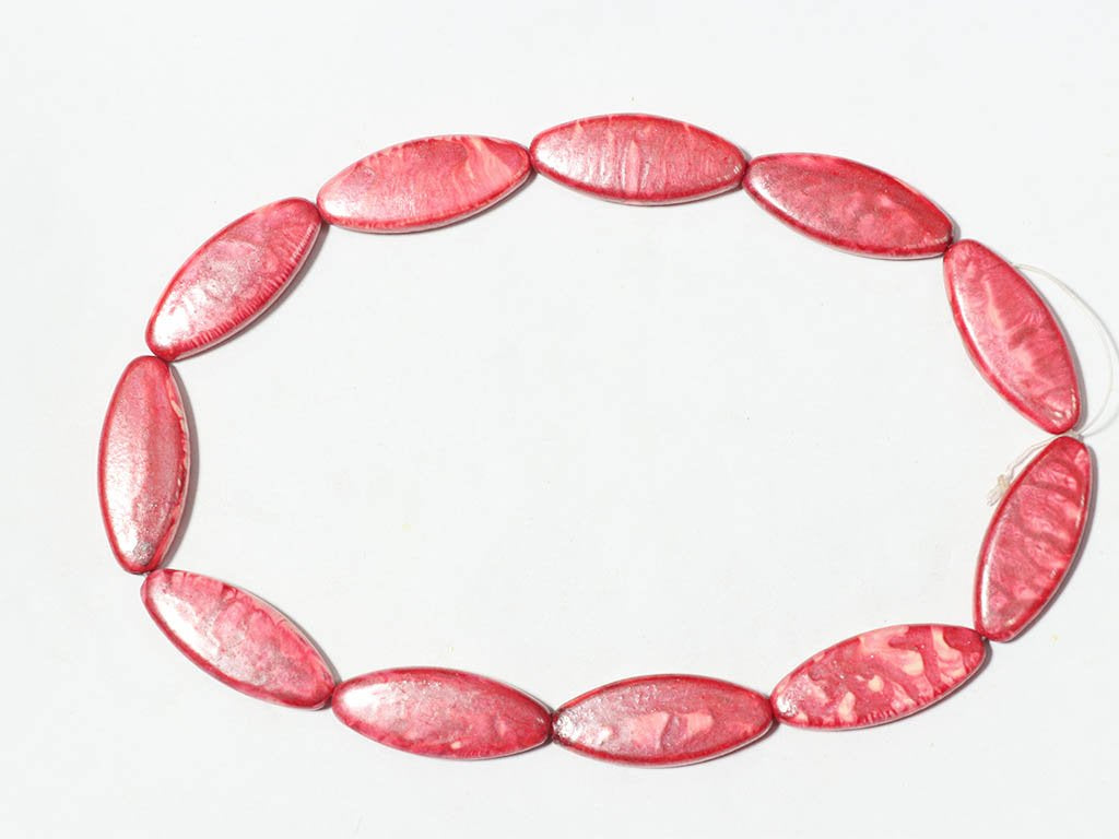 red-designer-oval-plastic-beads-34x15-mm